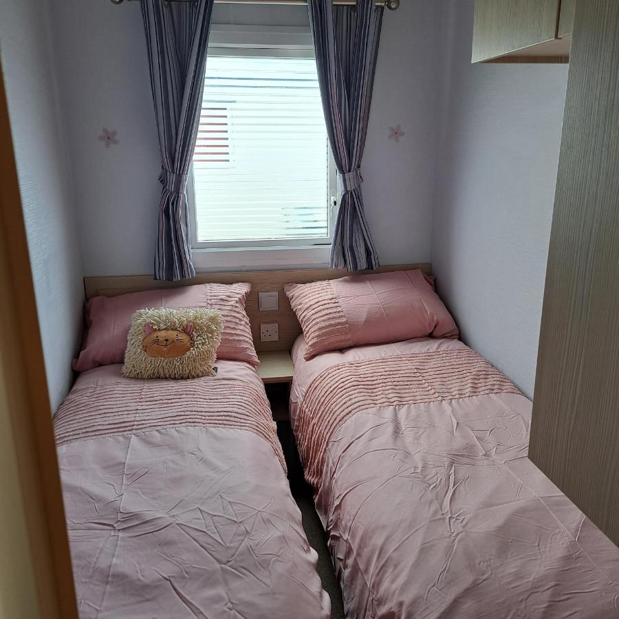 Cj & Daisies Holiday Home 普利斯坦丁 外观 照片